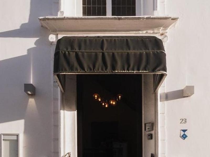 99AE80517E4D44E41F3F060500595FB7