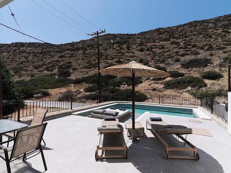 D94039A66B12F4E6079A0940F8CD3F66