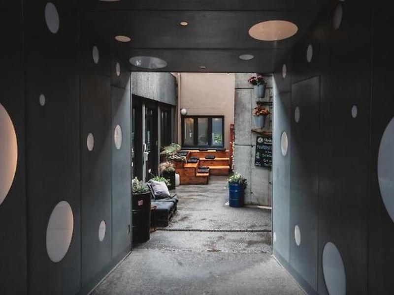 78854B2A4020F4C58780A78931CDD2AB