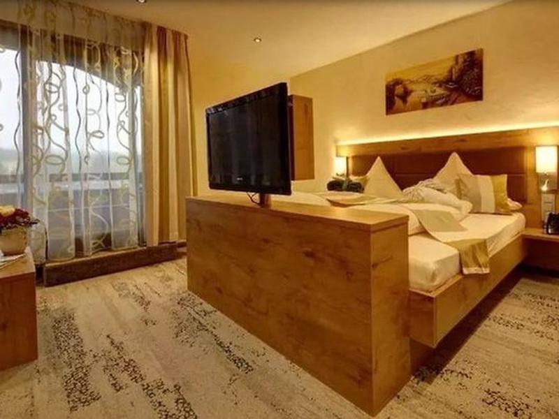 516693FF872AFA04691AE4BB815C8E53