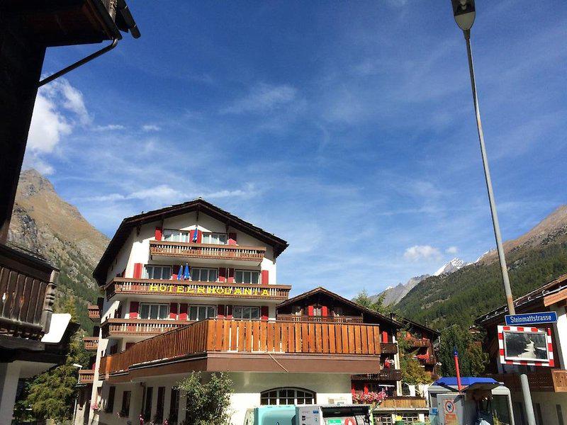 FDDA0B6E03AF8179CCA30F8648723E20