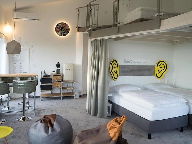 6CC82E654DC82D9DB98056C8EBE62C01