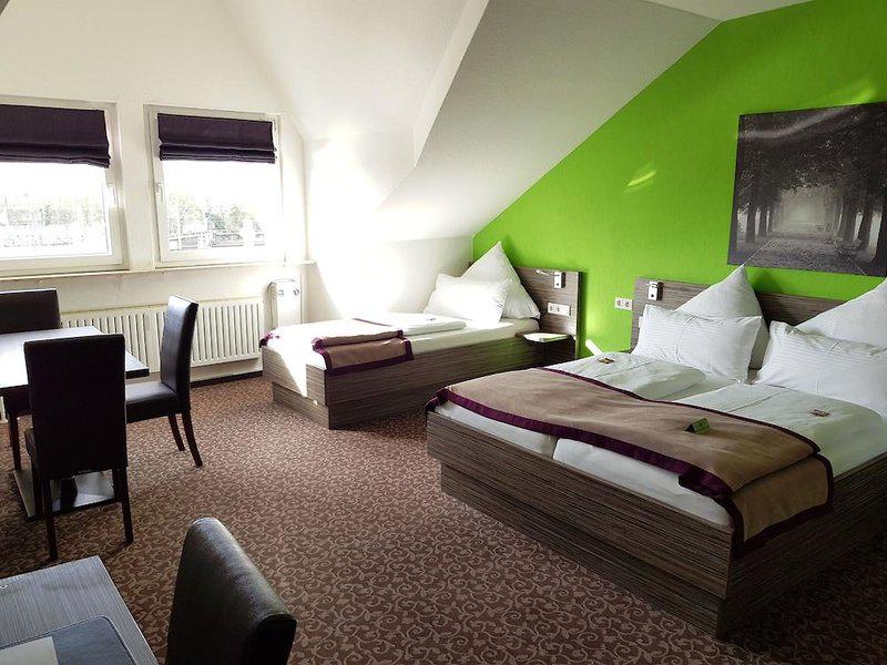 CECB8CABB040EAF60116914F31BFA34B