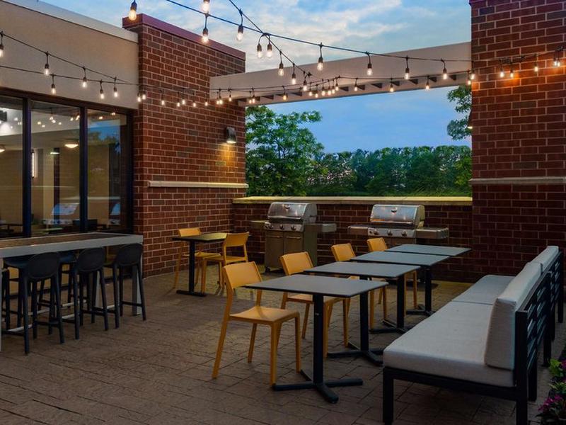 EC701B85BB14DFB37BBDE3AECDE98D53