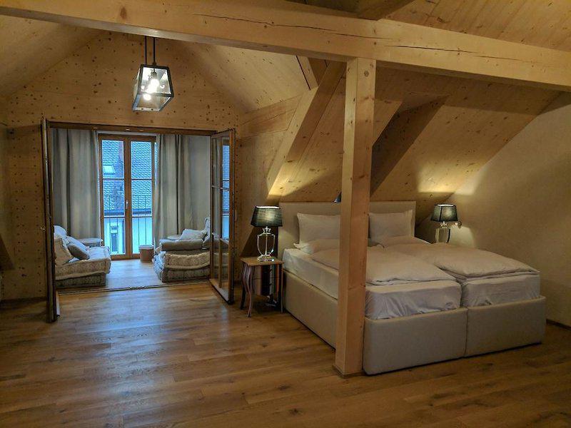 01EF13A497EDEA14D33548D17C49CB45