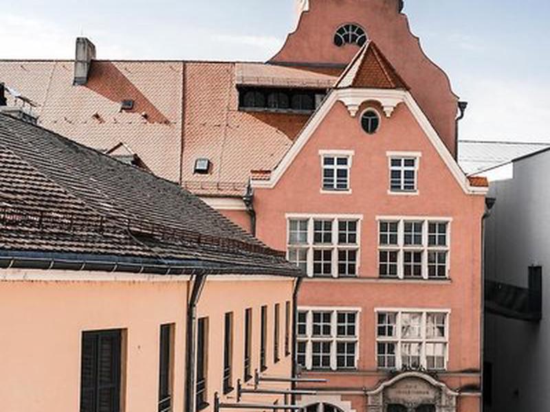 A978C90DC1418C1415D10EDD634D747B