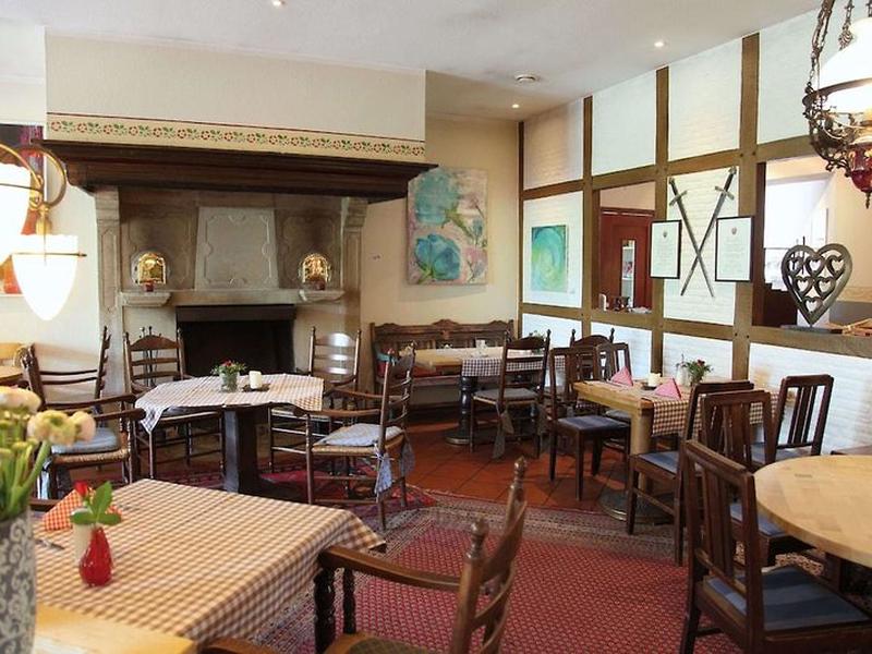 6476B5E2AB49608E7B1E48AC0B437C75