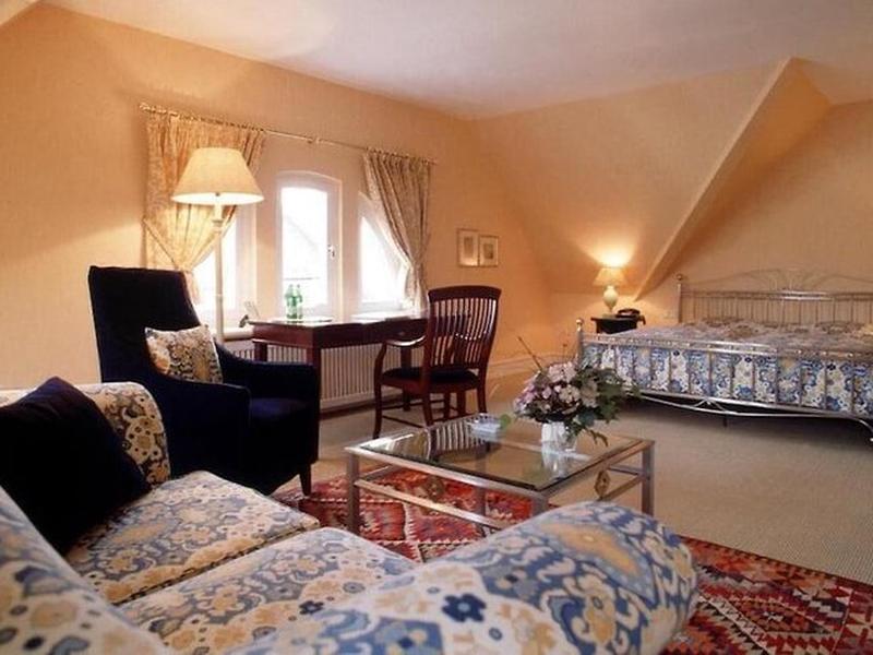 FCEFD31260FA21935AF04522FF1E9DE5