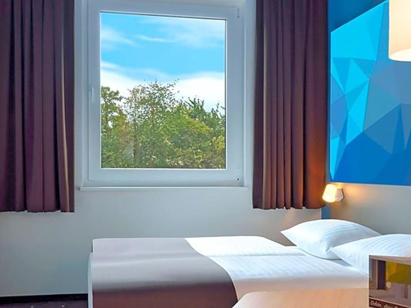 860C9F34DF94C62A5D839991168DB7F7