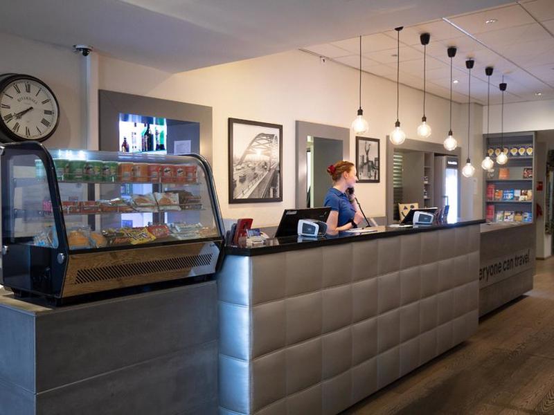 BAFB6E078E63F1A949A5EA6BCC41E005