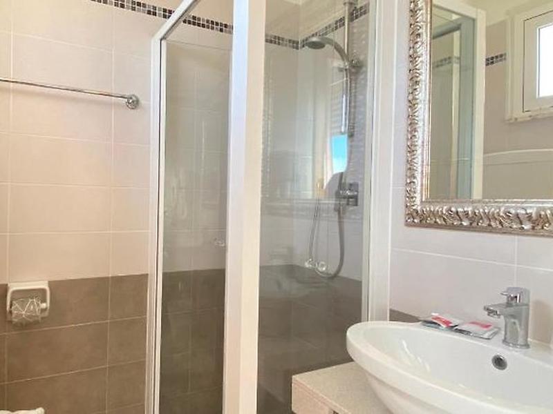 6CF7CF36C288D40A342759791DE95529