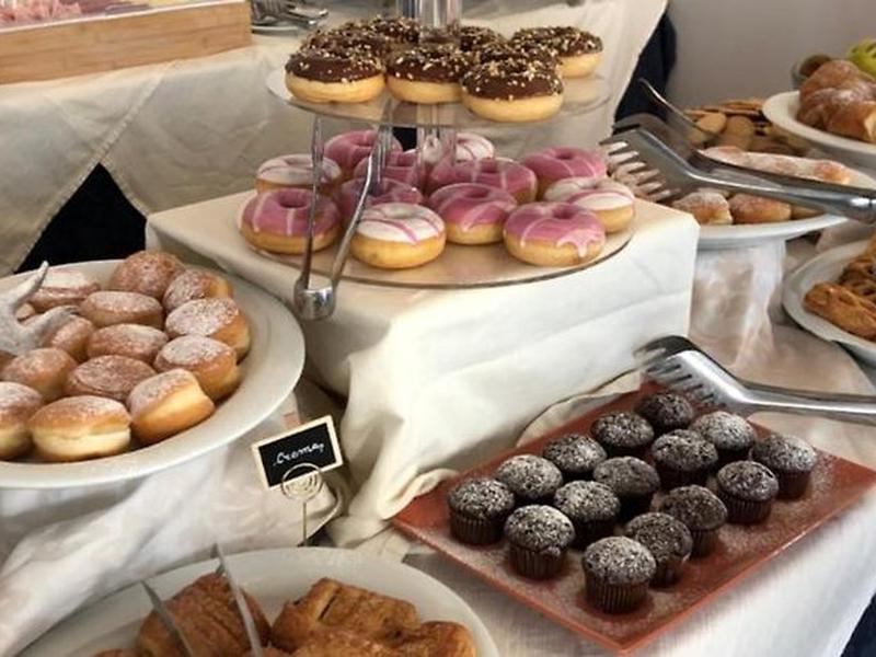 B18E5B4272158F8EC2B7AE1AA0591835