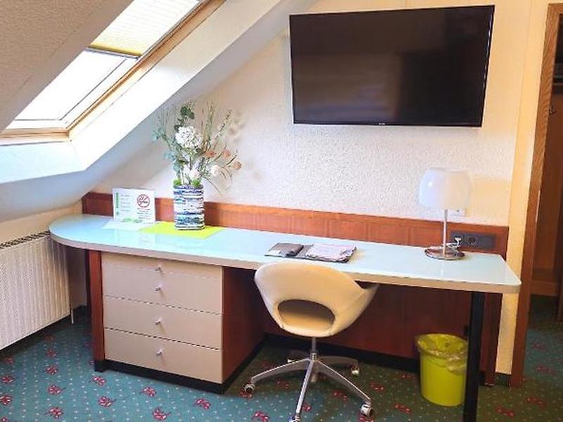 FAD7C4160A8F5CCAE5B9925C13DCB6AD