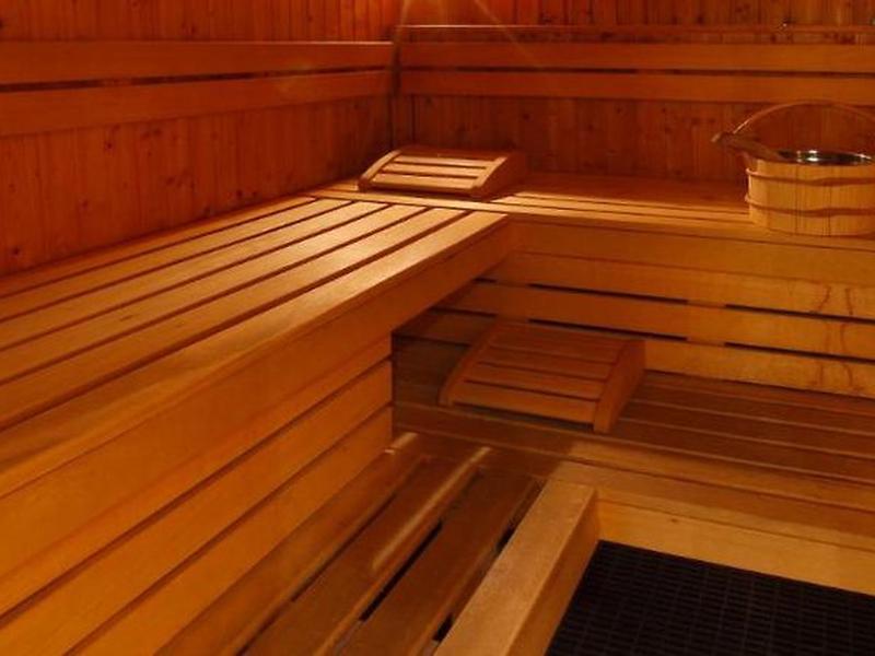 8FA105175D37B04D2B6398A1D64E9C3E