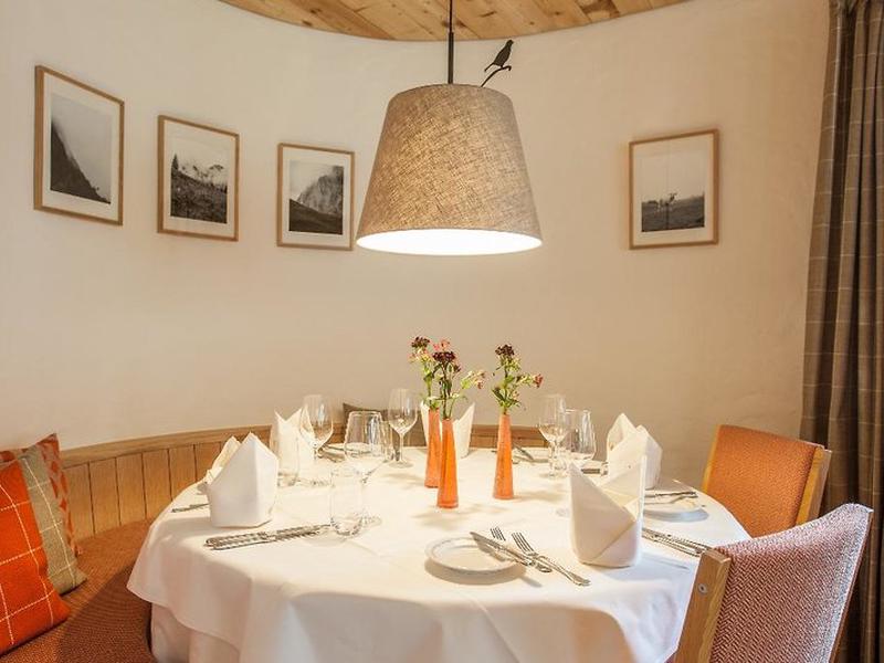 A55ACD114D50D6234280B9AAB2D25EF0