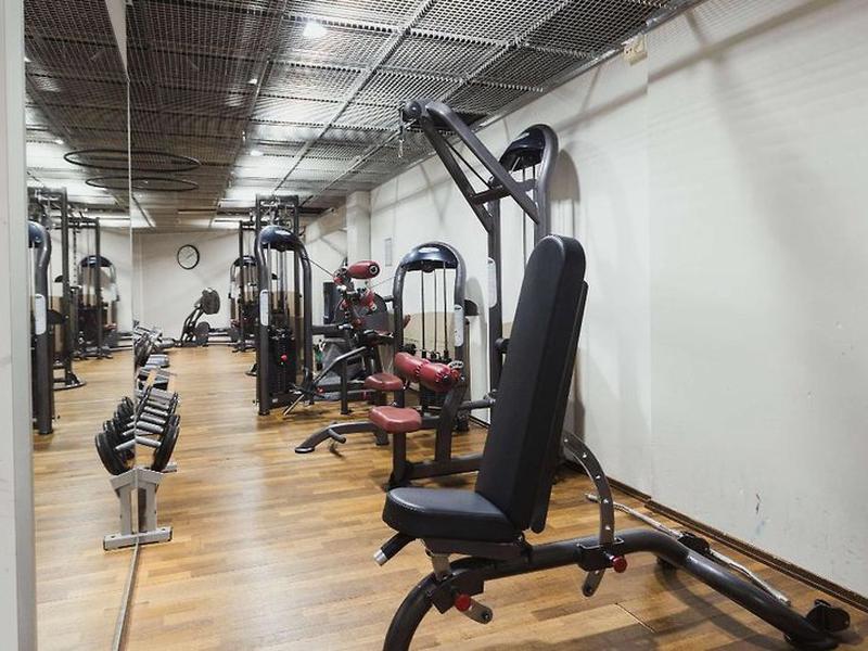 FD8A6833BB4CB2B0CF3DD817275001A4