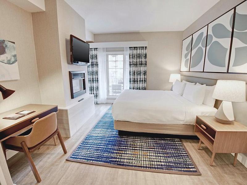 E7125BB46C779F45C5C98D64863AEA05