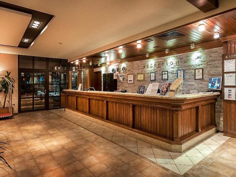 E68E32FDE6E7F1D1E9E98334130B5FFE