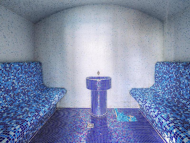 E4C73543F002D16982D5A9EB5C19CB9B