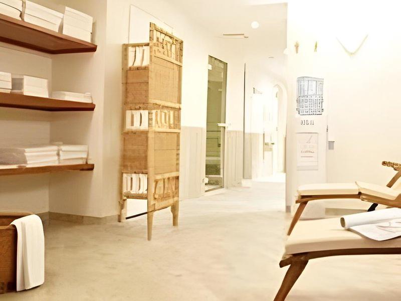 D3C077C755327DE16F496FA1CB8341A4