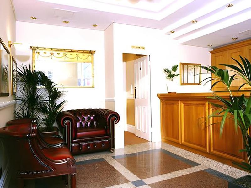 FCB2007D18C3E3CEA63678FD83934AE9