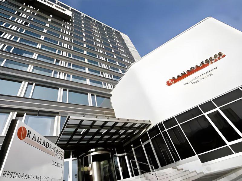 877AFA8F30ADCA1429CAE69B6F71E563