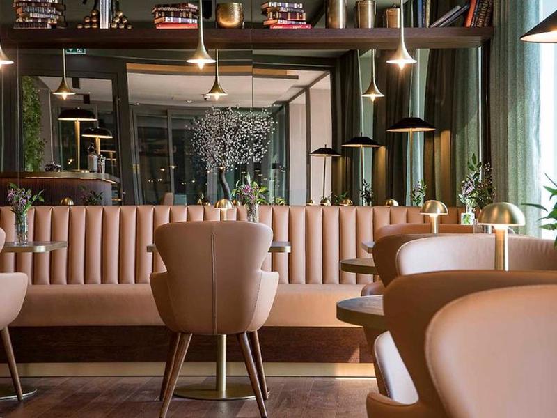 04D908172D5C5B400B1A2E1F067B56CB