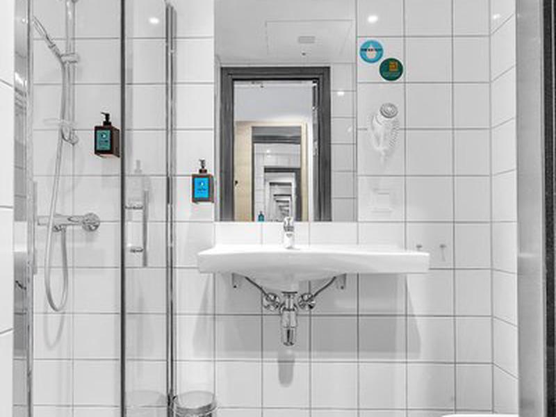 588A7A540C4CC1D1DB3DDEC562D96669