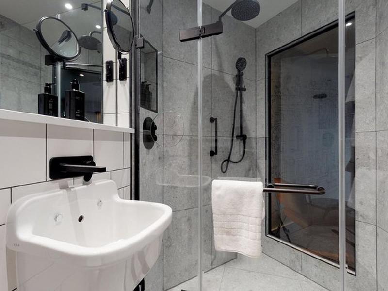 17F5FA704F0558BC7FA039327C163FCF