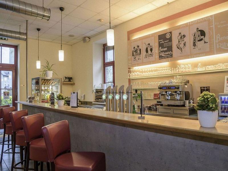 1704F2D9BA5219899D194F6AD6703BD5