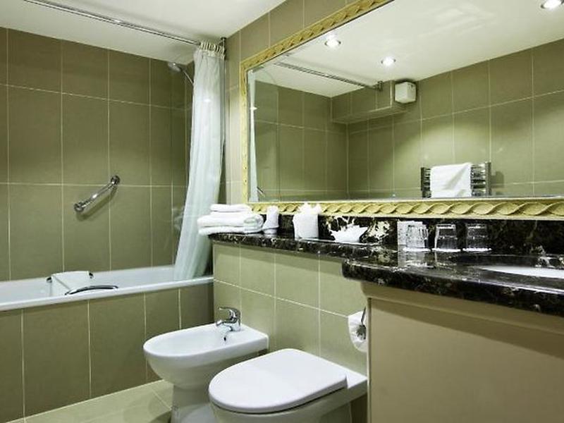 3326D8F923DC38BBC458C2F3FCF9C484