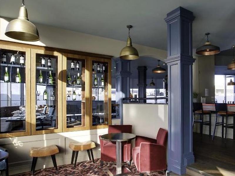 9847A43D21C39F3092106379FA8A579B