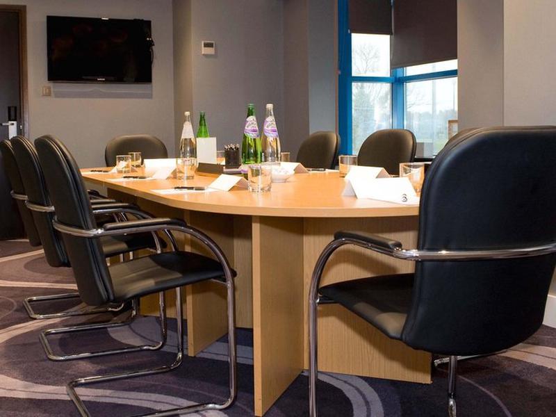 80F766399AFE44E2EC60A3EC64930CE8