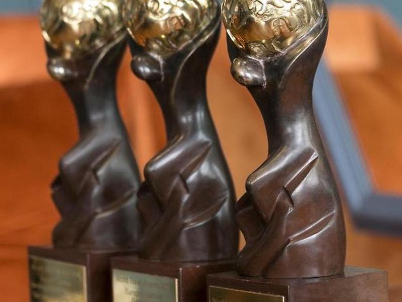 59553C596F9B514D650E923D8D55D76D