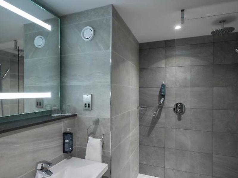 FB8D7CA68088C237E9D3227B1363FEC9