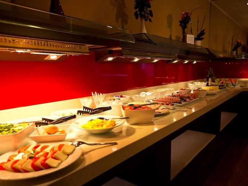 5181B9D258054547F3AFCA32A8F44AE1