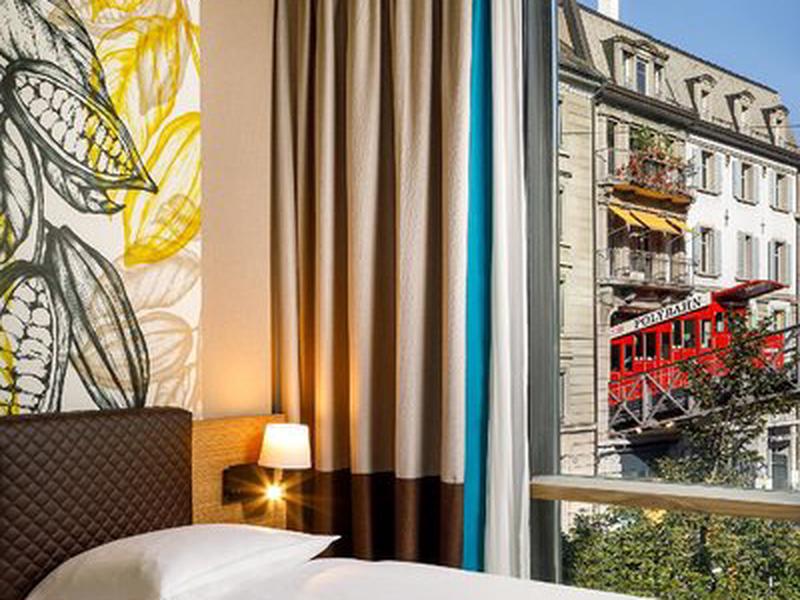 693365435C03FE43896622D09035E15D