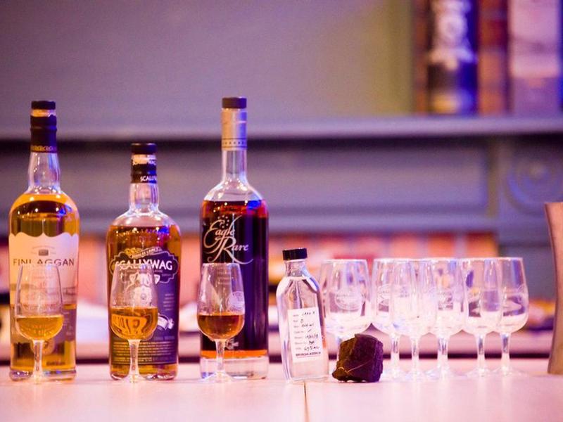 53401AFCDF80FCF7D23183BCB1C37642