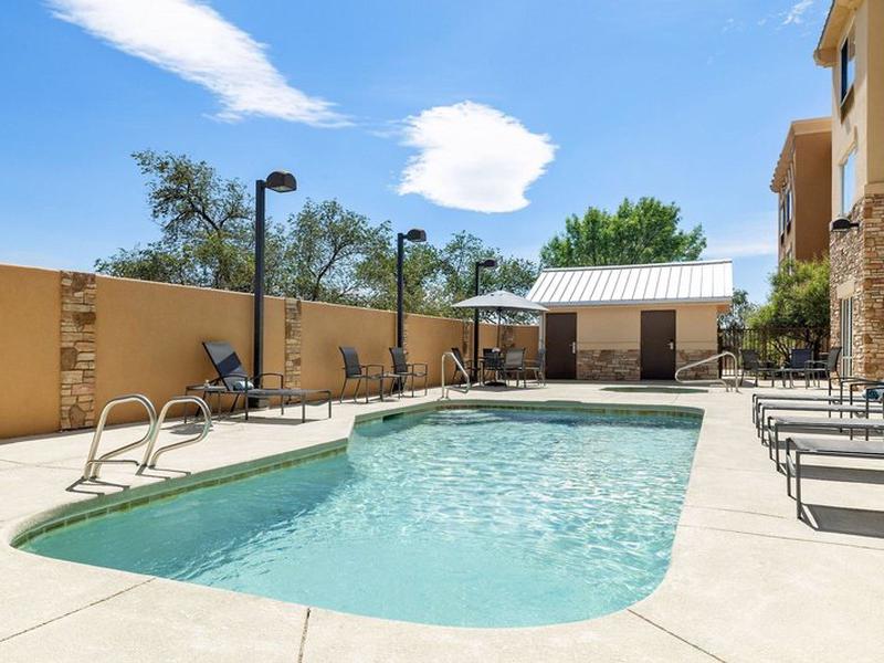 1186164FD9841B3C47214AA23F6A7764