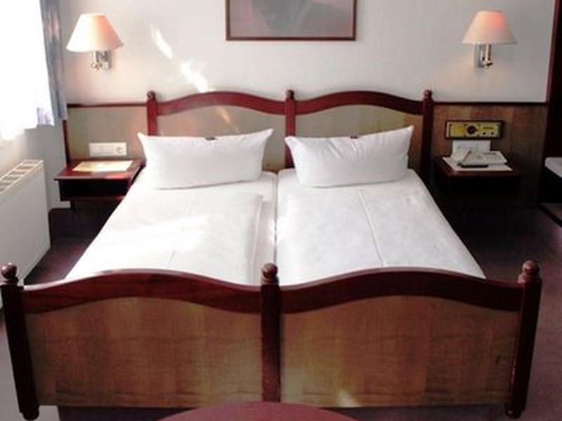 337CFC6E3A691BA7DFC319D175F02777