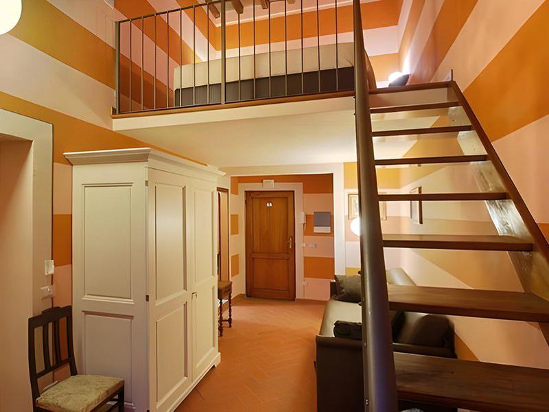 0C9B938A717AF0DD21828A69D256AF77