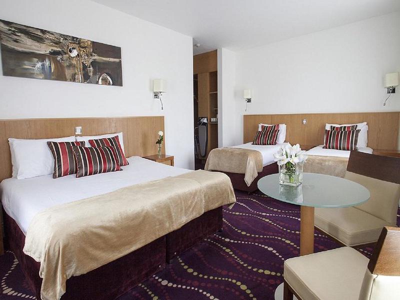 FF2B1BE790499A5BC2E6F6AE2B4790D8