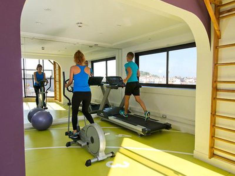 B85DB24ED20144A5E2AD4CF23D3FD3BD