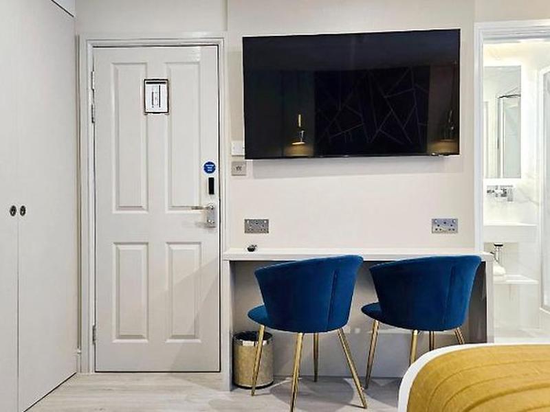 ABFBC9A4AD1655703F6EECEB7667300D