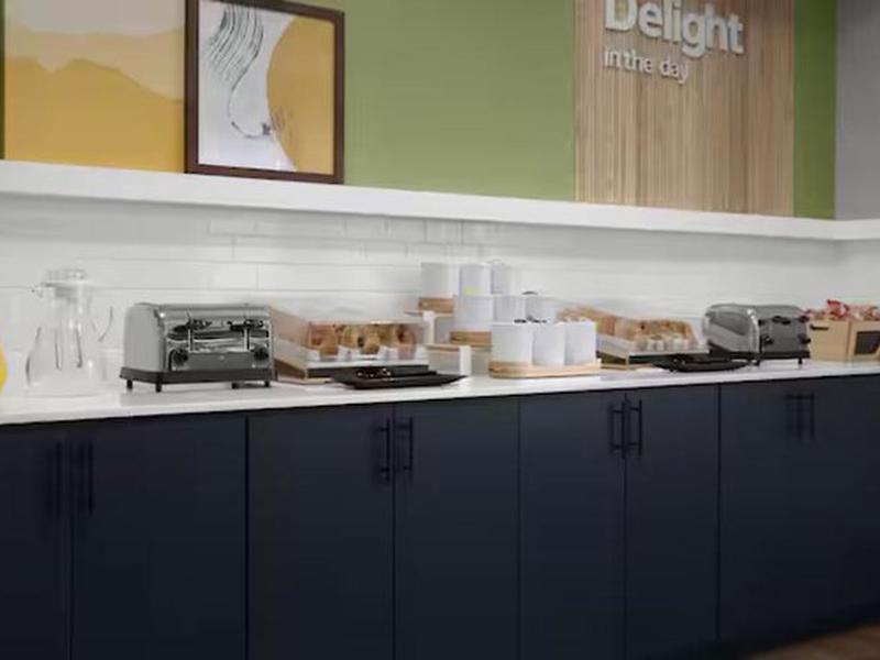 E57E37324C67C9B34F754DB0CC8D71C1