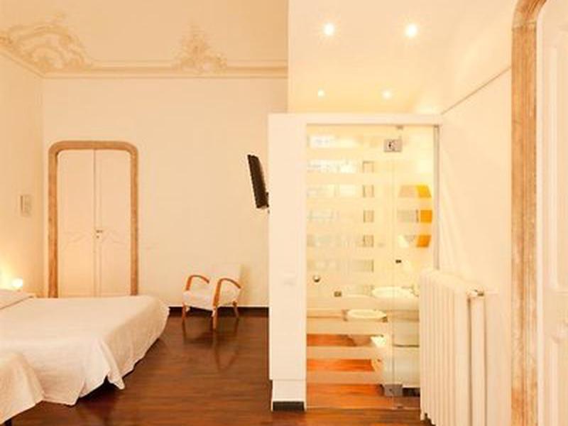 B150028DDA7EF744E8A5406B548A24E9