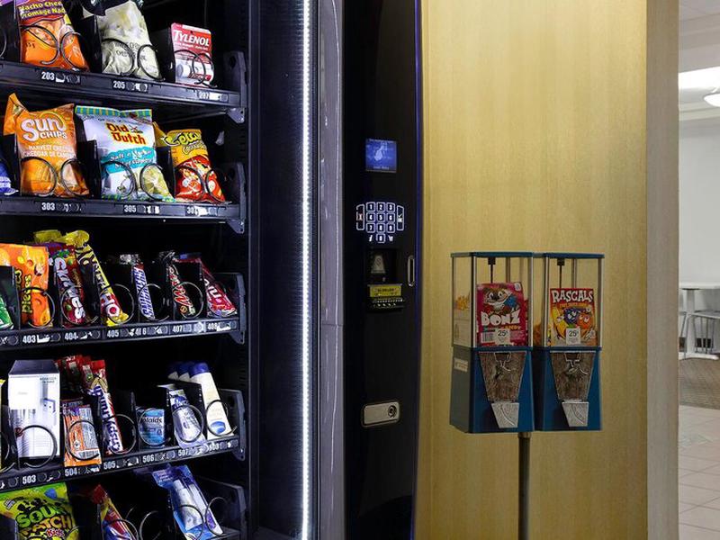 64CF8FC67E9574E7F8F6FFC549AE30E4