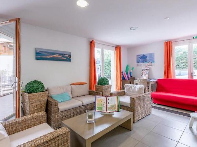 D8E707EB57B48F1F5C0E68E943E8DAB3