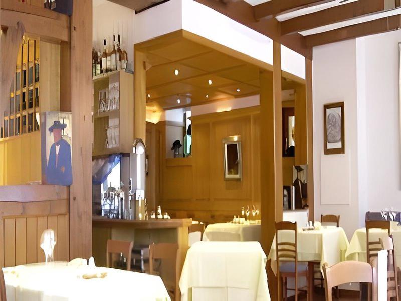 555EAAA5F3D374FC888EF6166AF9B33D