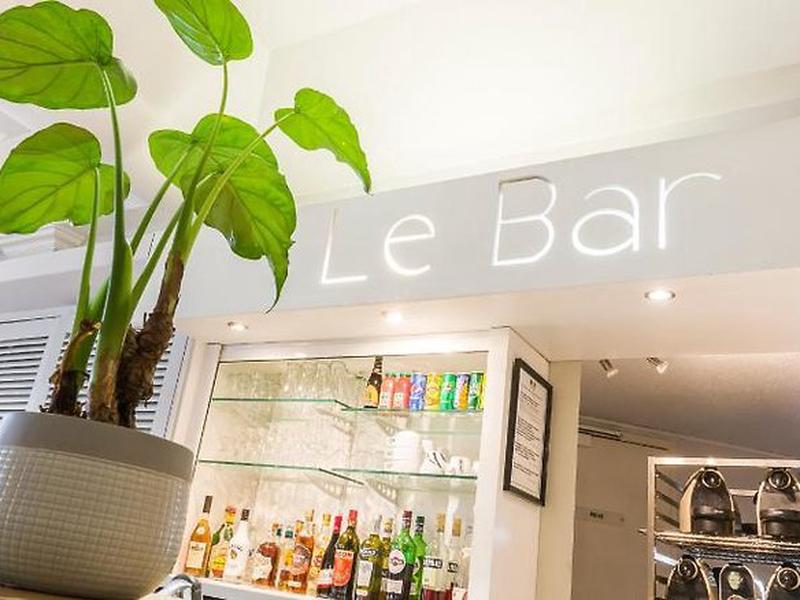 211BFA4BF0B117C2DA3852311529E131